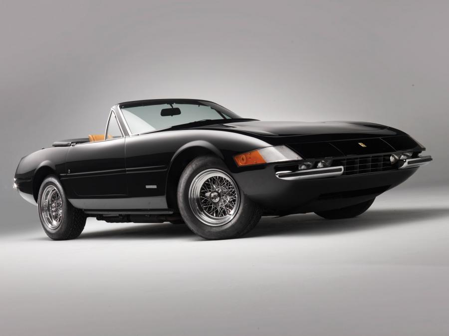  Ferrari 365 GTS/4 Daytona 1971 года  (фото 4 из 32)